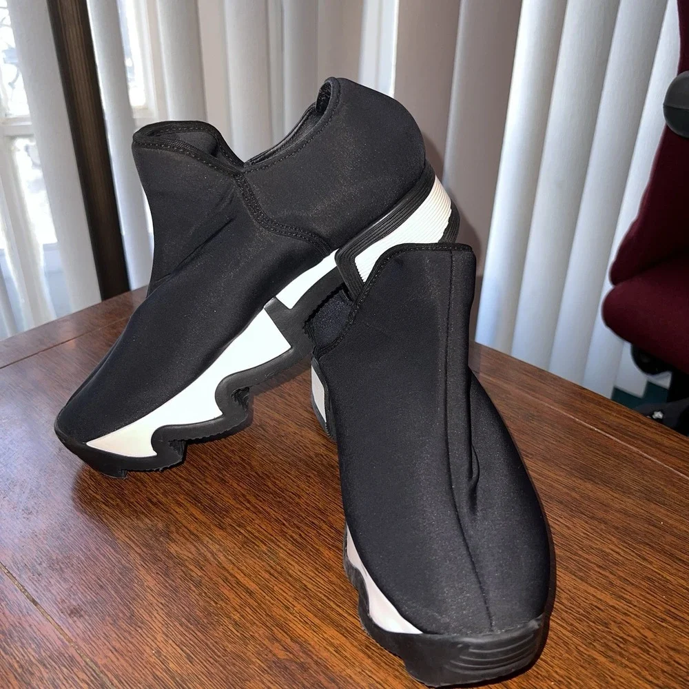 iRi WES I Black Outline‎ Low Top Sneaker Thick Sole Size EU 36